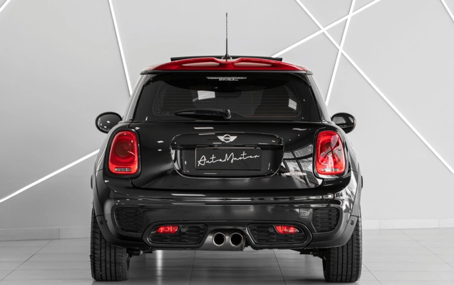imagem-https://www.socarrao.com.br/sc-vehicle-images-prod/3123675/1786366339049-d56e7fb6-6a04-4922-9240-2bed5c0ed632.jpg