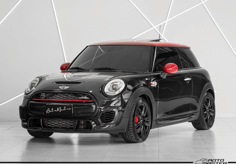 Mini COOPER 2018 Preto — foto 1 de 3