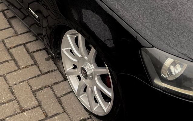 imagem-https://www.socarrao.com.br/sc-vehicle-images-prod/3123725/1786388343737-SU1HXzg5OTIuanBlZw.jpeg