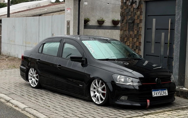 imagem-https://www.socarrao.com.br/sc-vehicle-images-prod/3123725/1786388343977-SU1HXzg5OTQuanBlZw.jpeg