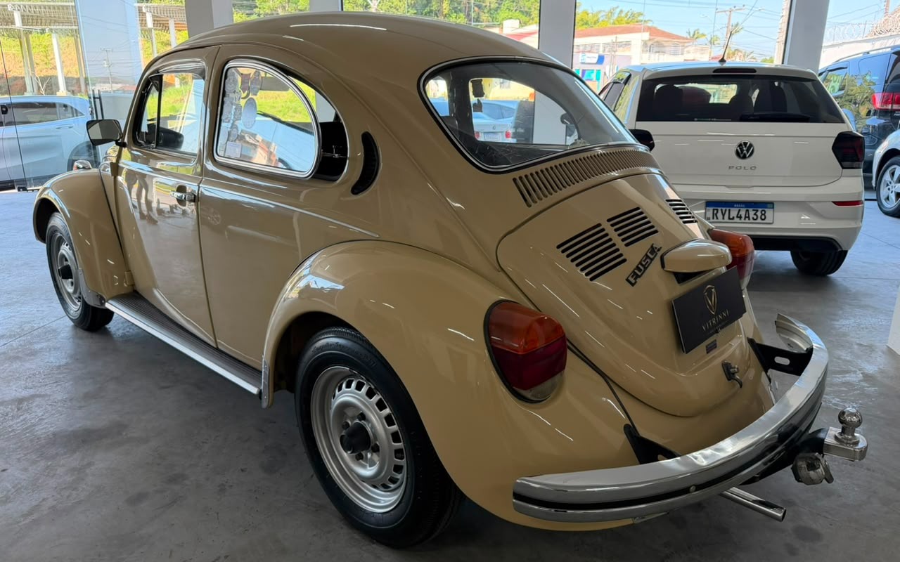 imagem-https://www.socarrao.com.br/sc-vehicle-images-prod/3123739/1786366660294-Y2E2ZDAxNjUtNGUzNC00MWUwLWJjOTEtZTM3MjRlYzE0ZmIyLmpwZw.jpg