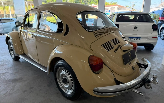 imagem-https://www.socarrao.com.br/sc-vehicle-images-prod/3123739/1786366660294-Y2E2ZDAxNjUtNGUzNC00MWUwLWJjOTEtZTM3MjRlYzE0ZmIyLmpwZw.jpg