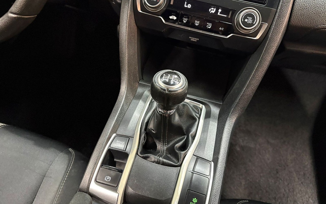 imagem-https://www.socarrao.com.br/sc-vehicle-images-prod/3123903/1786367453505-SE9OREEgQ0lWSUMgU1BPUlQgLSAyMDE5IC0gUFJFVEEgLSBRVFMzRDg1ICgyMCkuanBn.jpg
