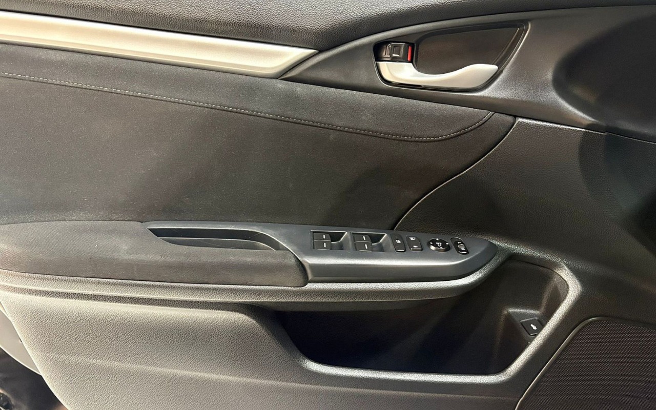 imagem-https://www.socarrao.com.br/sc-vehicle-images-prod/3123903/1786367453908-SE9OREEgQ0lWSUMgU1BPUlQgLSAyMDE5IC0gUFJFVEEgLSBRVFMzRDg1ICgyMikuanBn.jpg