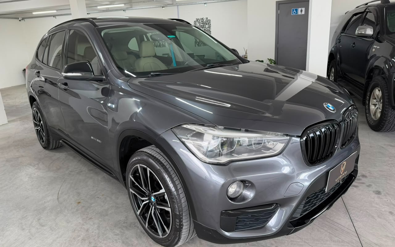 imagem-https://www.socarrao.com.br/sc-vehicle-images-prod/3123948/1786367664962-MmM4MWRjOTYtMWY3MS00OTZiLWI5MmMtYzE4ZDhjMDkwYTg5LmpwZw.jpg