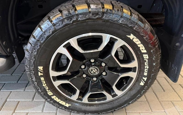 imagem-https://www.socarrao.com.br/sc-vehicle-images-prod/3123984/1787592657754-8356309_0_B_f1575bd2ff.jpeg