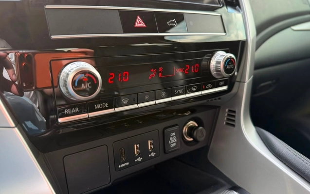 imagem-https://www.socarrao.com.br/sc-vehicle-images-prod/3124054/1788260738688-f5d87a7a6d9148c591af3e6297418015_1788203513672.jpg