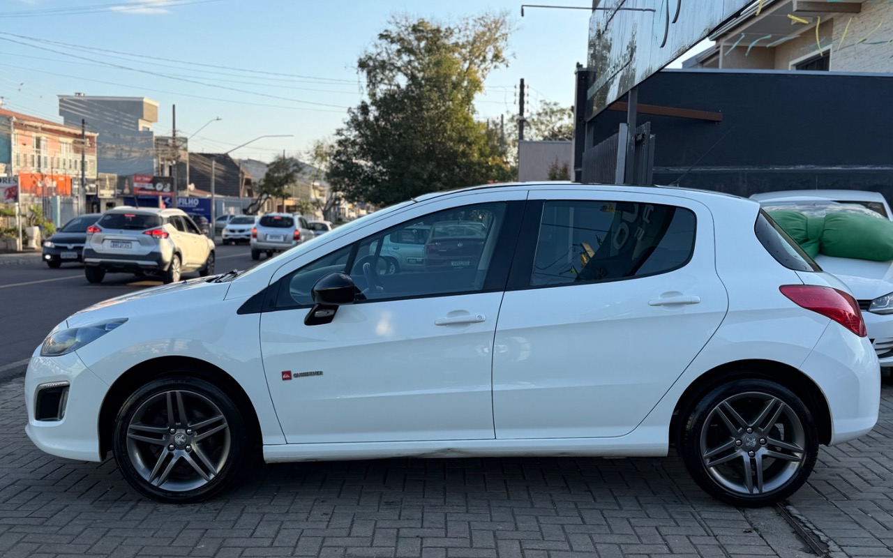imagem-https://www.socarrao.com.br/sc-vehicle-images-prod/3124084/1787864050890-SU1HXzExNTguanBlZw.jpeg