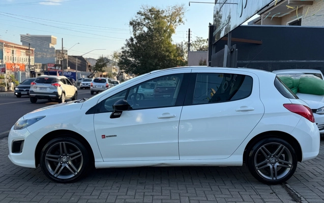 imagem-https://www.socarrao.com.br/sc-vehicle-images-prod/3124084/1787864050890-SU1HXzExNTguanBlZw.jpeg