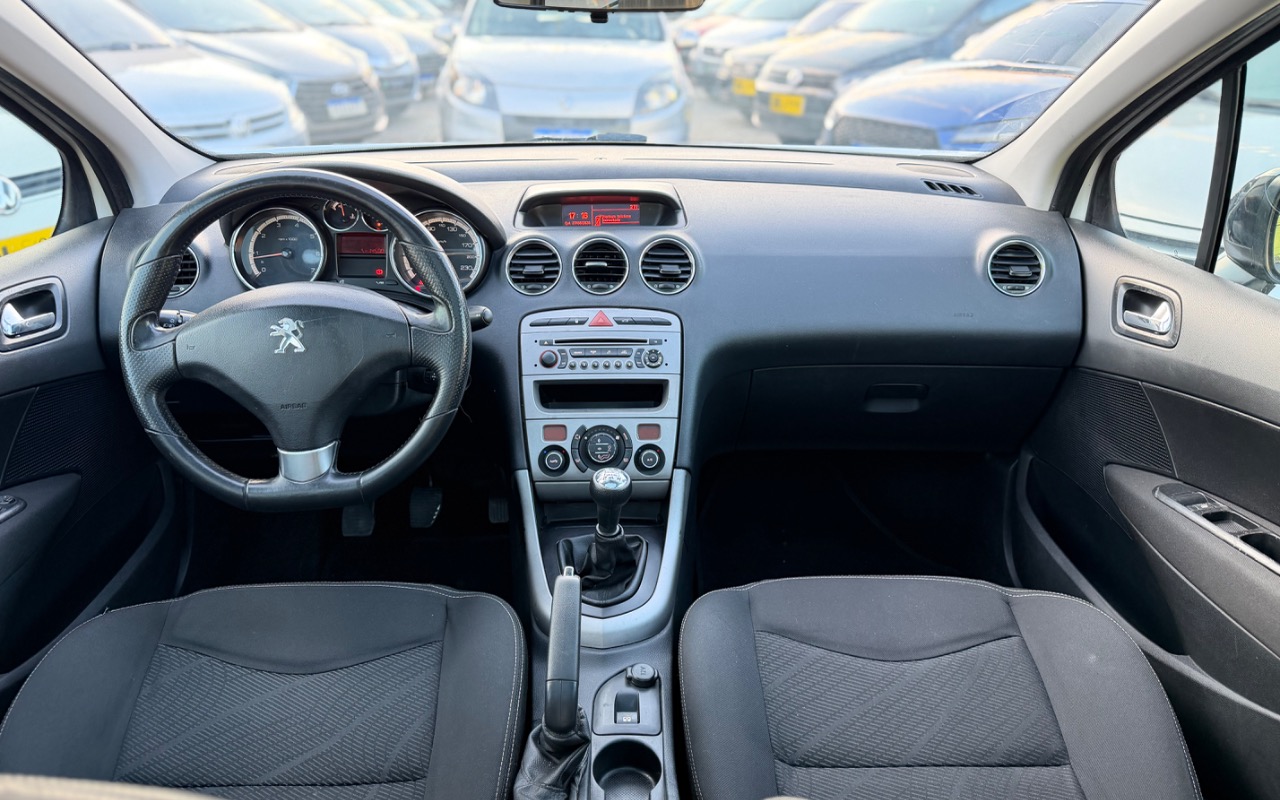 imagem-https://www.socarrao.com.br/sc-vehicle-images-prod/3124084/1787864051558-SU1HXzExNjguanBlZw.jpeg