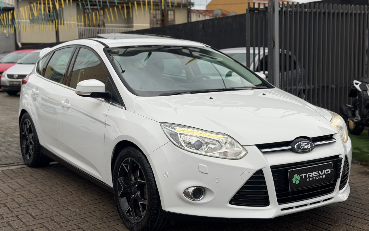 imagem-https://www.socarrao.com.br/sc-vehicle-images-prod/3124117/1788548076997-SU1HXzE0MjQuanBlZw.jpeg