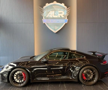 Porsche 911 2024 Preto — foto 1 de 3
