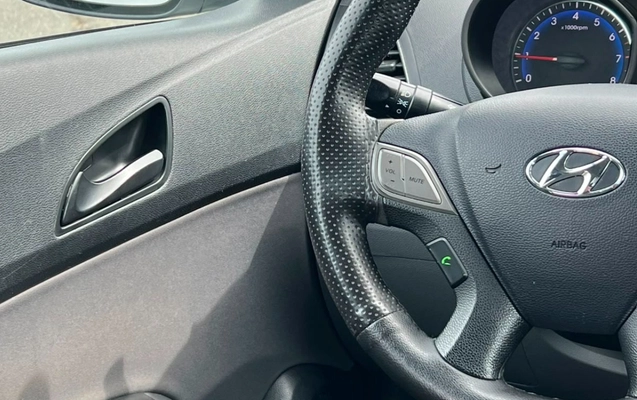 imagem-https://www.socarrao.com.br/sc-vehicle-images-prod/3124447/1786369573624-V2hhdHNBcHAgSW1hZ2UgMjAyNi0wOC0wNyBhdCAwOC41Mi4yNSAoMykuanBlZw.jpeg