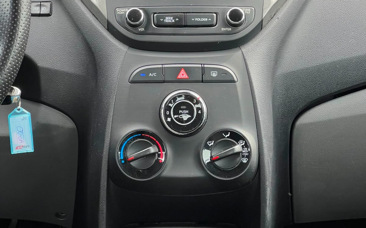 imagem-https://www.socarrao.com.br/sc-vehicle-images-prod/3124447/1786369574406-V2hhdHNBcHAgSW1hZ2UgMjAyNi0wOC0wNyBhdCAwOC41Mi4yNS5qcGVn.jpeg