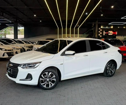 Chevrolet Onix 2024 Branco — foto 1 de 3