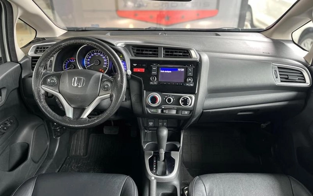 imagem-https://www.socarrao.com.br/sc-vehicle-images-prod/3124626/1786987570589-8363501_20_B_767bcfeba0.jpeg