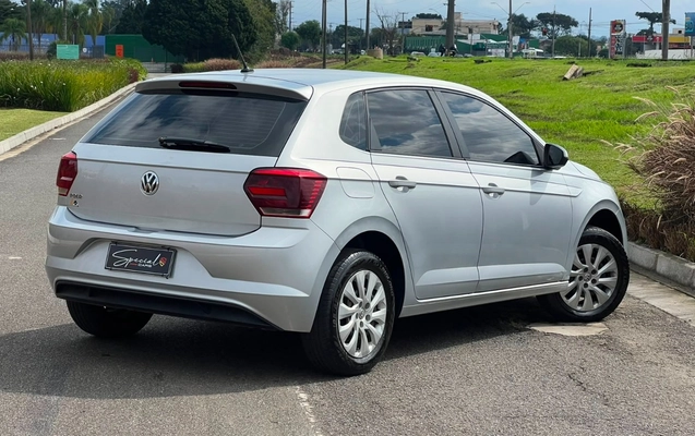 imagem-https://www.socarrao.com.br/sc-vehicle-images-prod/3124677/1786370419679-V2hhdHNBcHAgSW1hZ2UgMjAyNi0wOC0wOCBhdCAxMi41My4wNyAoMykuanBlZw.jpeg