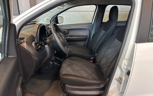 imagem-https://www.socarrao.com.br/sc-vehicle-images-prod/3124915/1786370896870-0e0df8253eb84f4f8f42b6d8e245198b_1783622624558.jpg