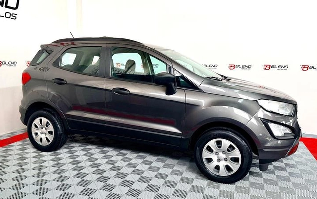 imagem-https://www.socarrao.com.br/sc-vehicle-images-prod/3125006/1789145805392-8335841_7_B_fe0832556f.jpeg