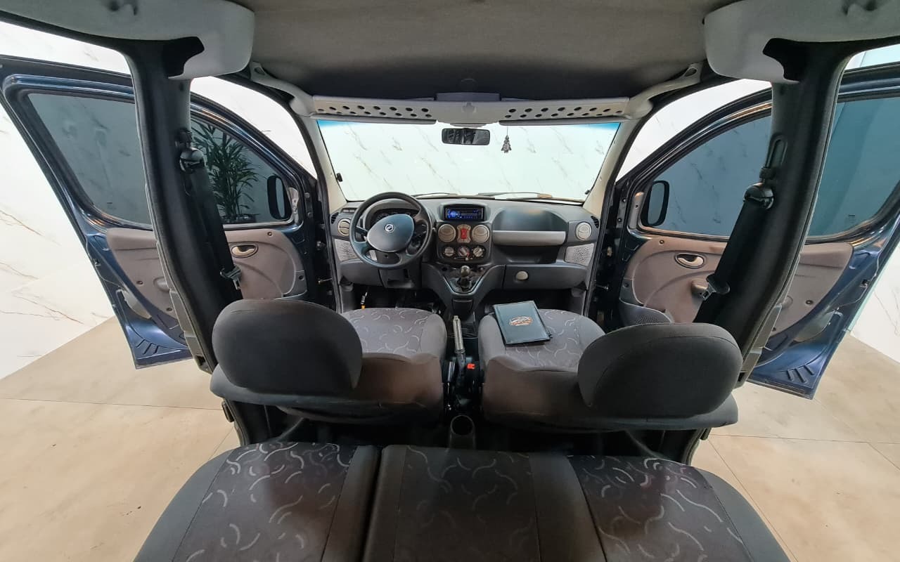 imagem-https://www.socarrao.com.br/sc-vehicle-images-prod/3125152/1786391405001-OS5qcGVn.jpeg