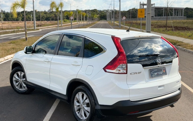 imagem-https://www.socarrao.com.br/sc-vehicle-images-prod/3125389/1786372286965-V2hhdHNBcHAgSW1hZ2UgMjAyNi0wOC0xMCBhdCAxMS4yOC4wMSAoMSkuanBlZw.jpeg
