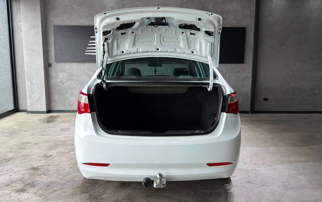 imagem-https://www.socarrao.com.br/sc-vehicle-images-prod/3125431/1786372360157-791429d0-1a07-4cc0-8ba6-89b730b5d45d.jpg