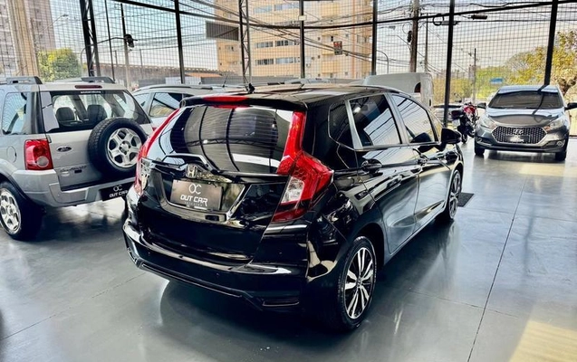 imagem-https://www.socarrao.com.br/sc-vehicle-images-prod/3125459/1787775494487-8358476_11_B_8f29053716.jpeg