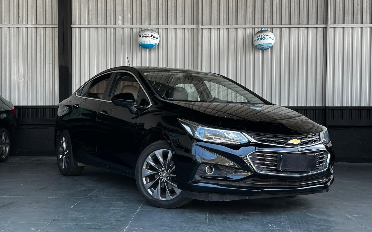Chevrolet Cruze 2017 Preto — foto 1 de 3