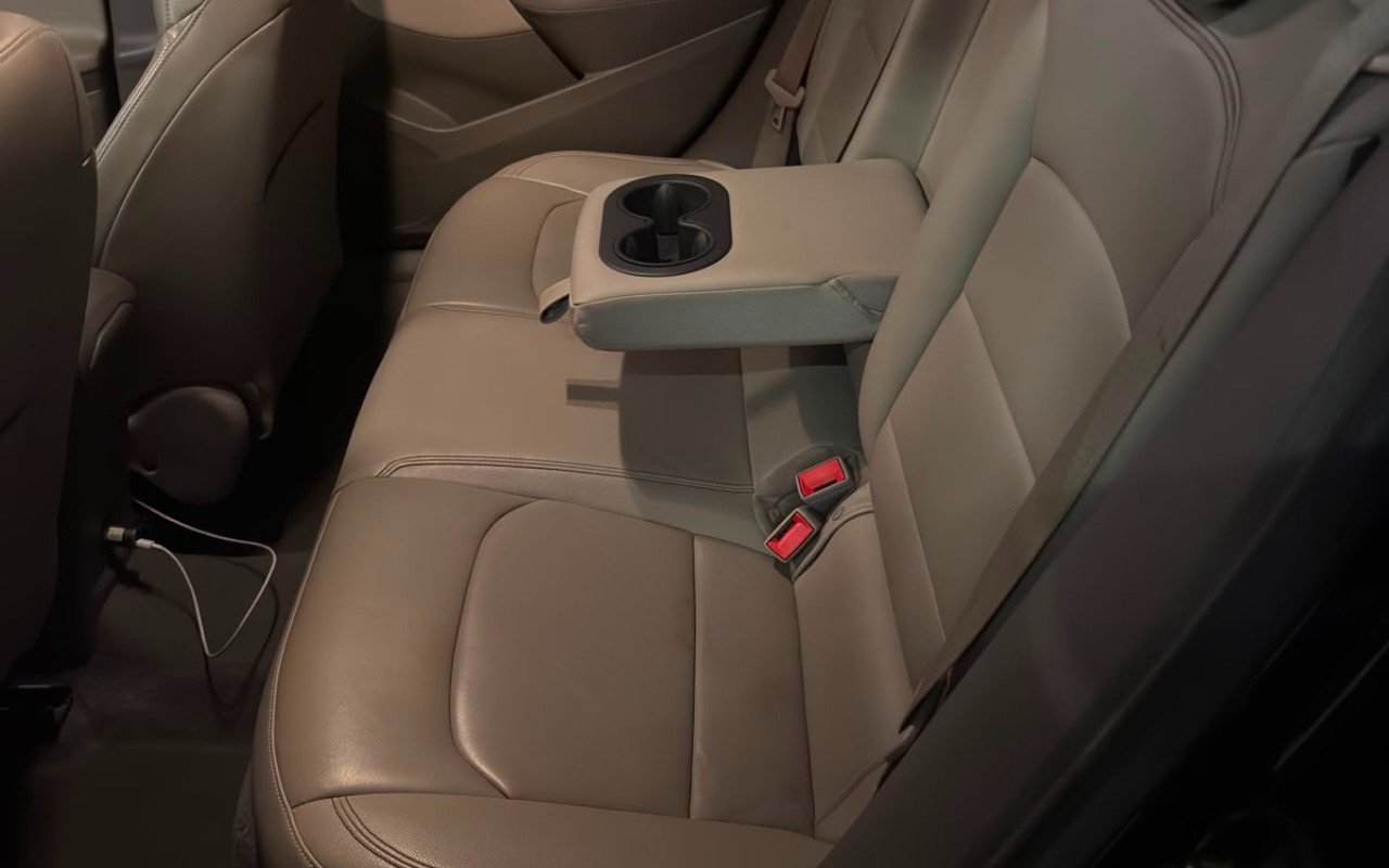 imagem-https://www.socarrao.com.br/sc-vehicle-images-prod/3125540/1786383280772-Q3J1emUgYmFuY29zIGRlIHRyw6FzLmpwZWc.jpeg