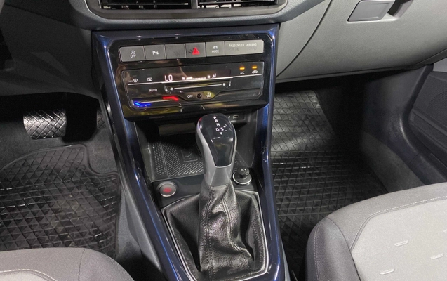 imagem-https://www.socarrao.com.br/sc-vehicle-images-prod/3125543/1786372698132-003_a94b25b4398d21804df316dfc69e6865.jpg
