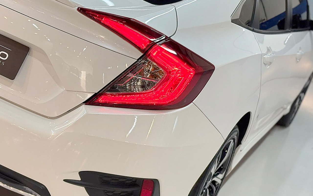 imagem-https://www.socarrao.com.br/sc-vehicle-images-prod/3125635/1786373143491-SE9OREEgQ0lWSUMgU1BPUlQgQ1ZUIC0gMjAyMCAtICBCUkFOQ08gLSBCRFcwSjIzICgxMSkuanBn.jpg