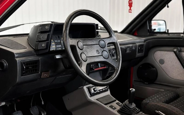 imagem-https://www.socarrao.com.br/sc-vehicle-images-prod/3125789/1786392051658-8364185_3_B_04c73ec8a2.jpeg