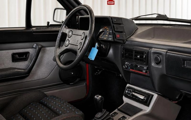 imagem-https://www.socarrao.com.br/sc-vehicle-images-prod/3125789/1786392051662-8364185_3_B_3d7f74febd.jpeg