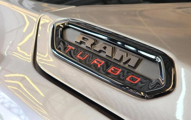 imagem-https://www.socarrao.com.br/sc-vehicle-images-prod/3126081/1786464688443-8350555_7_B_ebebedaad0.jpeg