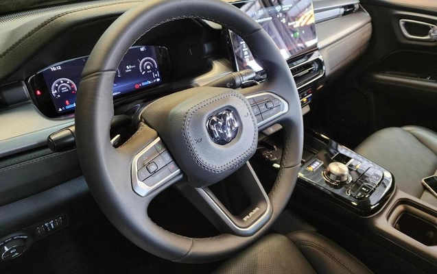 imagem-https://www.socarrao.com.br/sc-vehicle-images-prod/3126081/1786464688459-8350555_18_B_d1aa418425.jpeg