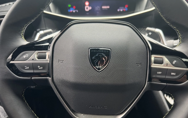 imagem-https://www.socarrao.com.br/sc-vehicle-images-prod/3126419/1789659437696-3eWDsFKc81MkUWryv2xMVXcfZSzxKuyb.jpg