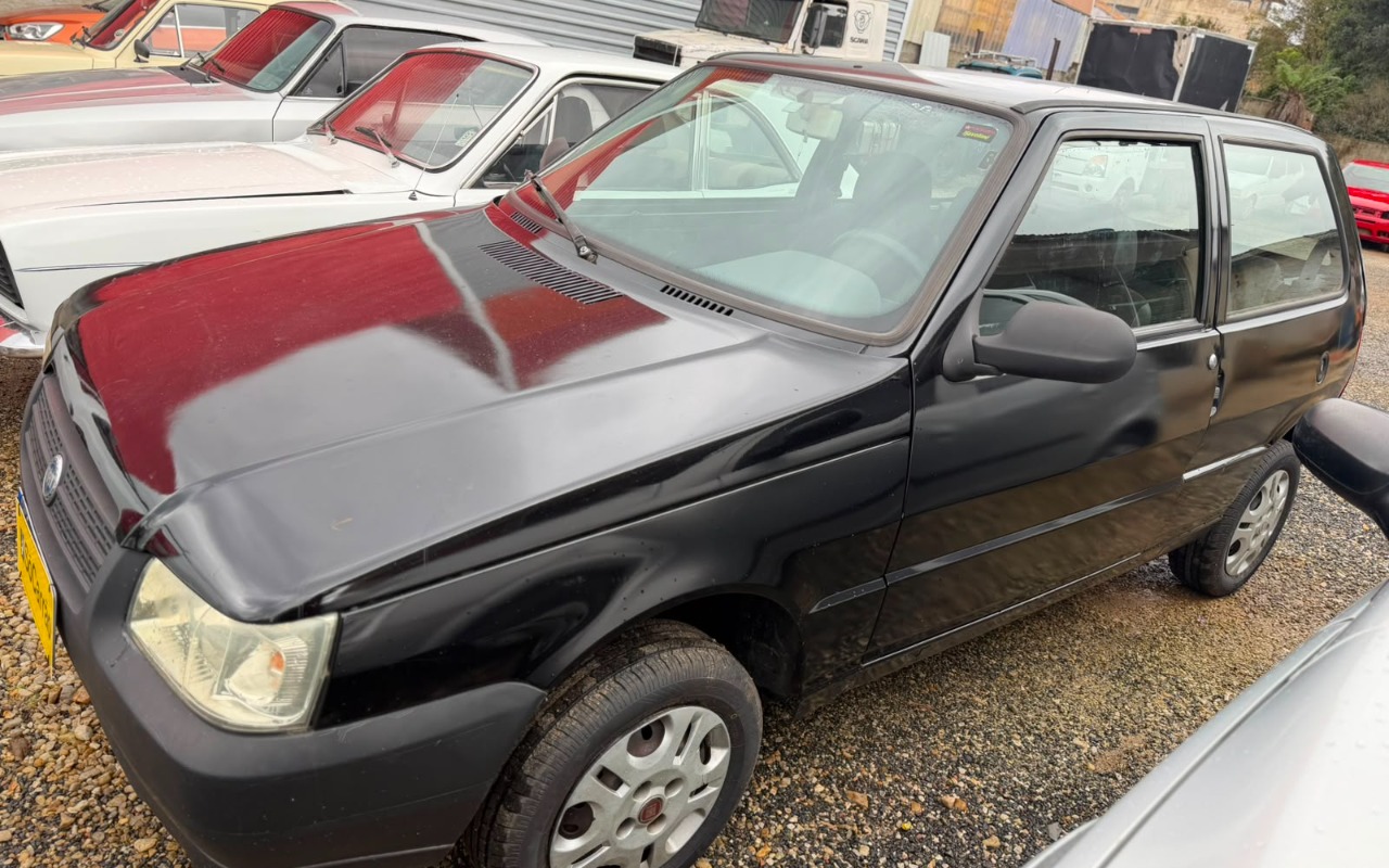 Fiat Uno 2011 Preto — foto 1 de 3
