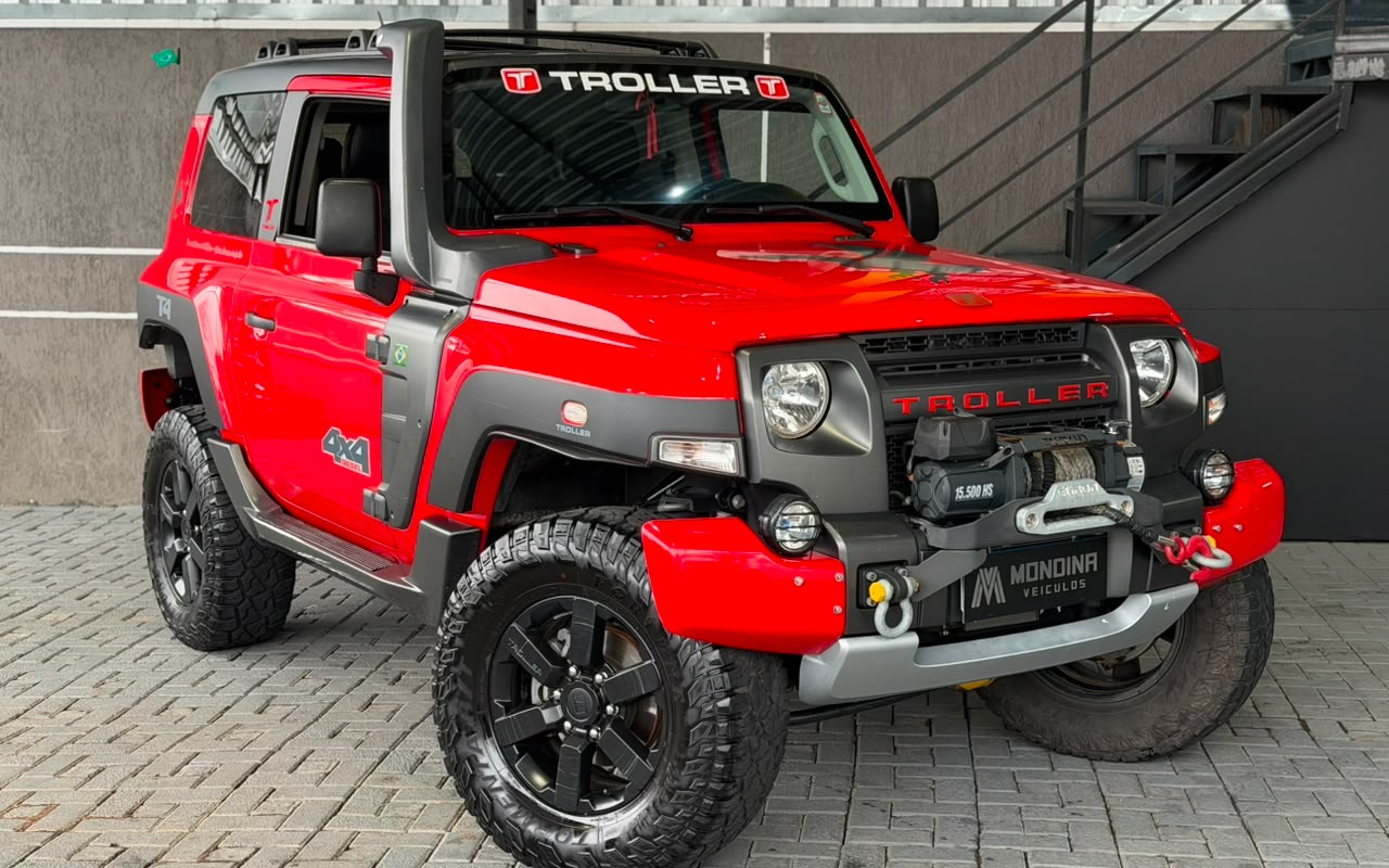 Troller T-4 3.2 4x4 Tdi Cap.Rígida Die. Aut. na cor Vermelho em Curitiba / PR - 3126914