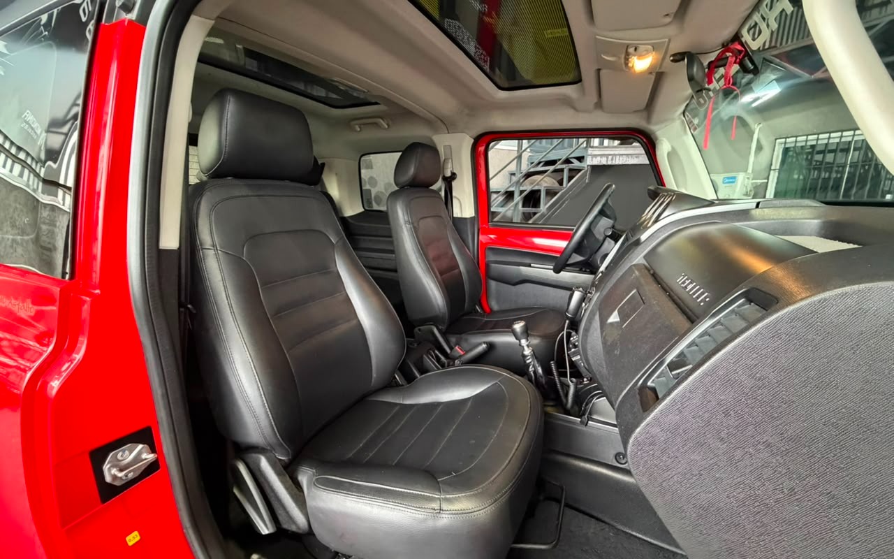 imagem-https://www.socarrao.com.br/sc-vehicle-images-prod/3126914/1786376569651-V2hhdHNBcHAgSW1hZ2UgMjAyNi0wOC0xMCBhdCAxMC40Ni4wNy5qcGVn.jpeg