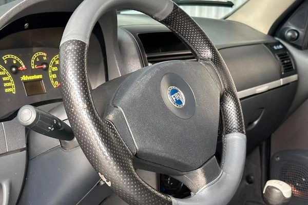 imagem-https://www.socarrao.com.br/sc-vehicle-images-prod/3127317/1788199709371-8364452_8_B_8687640e9c.jpeg