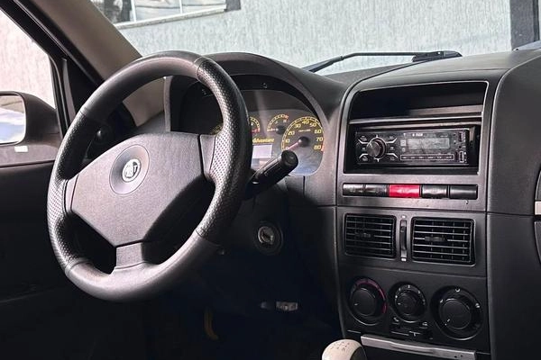 imagem-https://www.socarrao.com.br/sc-vehicle-images-prod/3127317/1788199709379-8364452_13_B_ac06a01ce6.jpeg