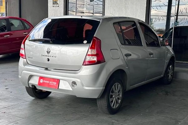 imagem-https://www.socarrao.com.br/sc-vehicle-images-prod/3127436/1788198527330-8364431_5_B_a62cc113ab.jpeg