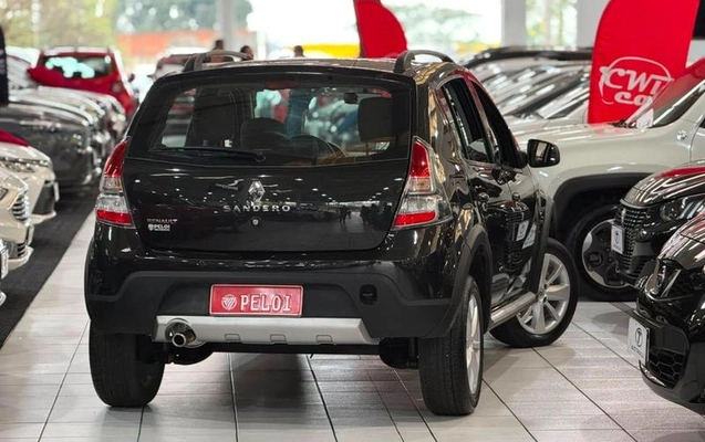 imagem-https://www.socarrao.com.br/sc-vehicle-images-prod/3127564/1786400757271-8351993_10_B_a51a331e32.jpeg