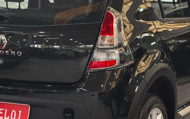 imagem-https://www.socarrao.com.br/sc-vehicle-images-prod/3127564/1786400757289-8351993_9_B_eb2840f1c5.jpeg
