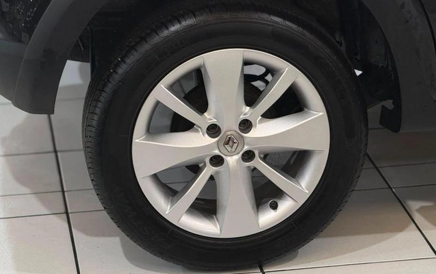 imagem-https://www.socarrao.com.br/sc-vehicle-images-prod/3127564/1786400757292-8351993_1_B_d50b3031de.jpeg