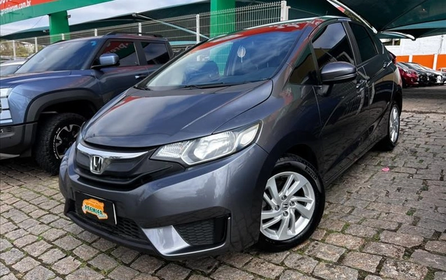 imagem-https://www.socarrao.com.br/sc-vehicle-images-prod/3127984/1786380509274-GEL-4764_01.jpg