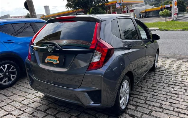 imagem-https://www.socarrao.com.br/sc-vehicle-images-prod/3127984/1786380509277-GEL-4764_03.jpg