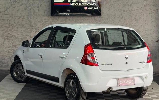 imagem-https://www.socarrao.com.br/sc-vehicle-images-prod/3128008/1787759328536-8341925_3_B_c7da684ea1.jpeg