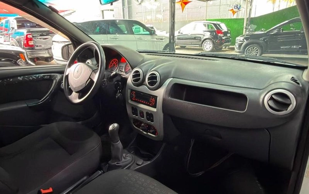 imagem-https://www.socarrao.com.br/sc-vehicle-images-prod/3128008/1787759328539-8341925_12_B_9148bf64c5.jpeg