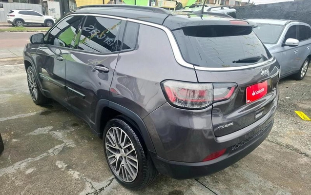 imagem-https://www.socarrao.com.br/sc-vehicle-images-prod/3128188/1786381413906-8364840_4_B_9e4b1fe8ed.jpeg